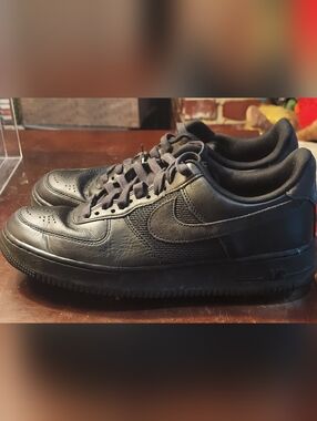 Nike Air Force 1 Low x Slam Jam Sneakers